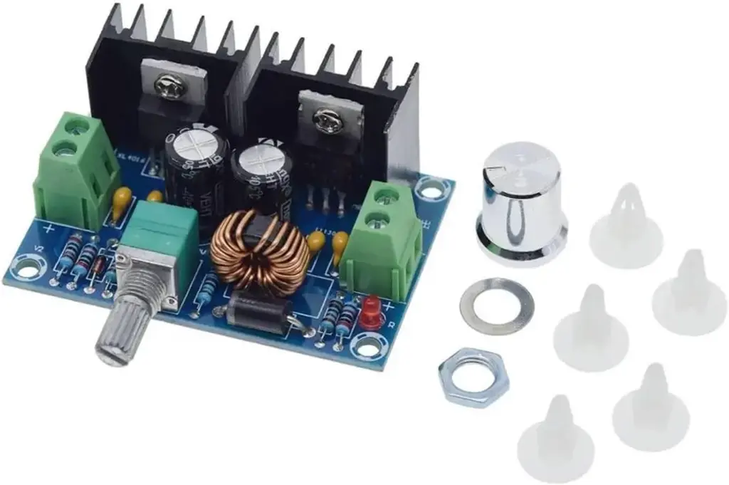 XH-M401 DC-DC, 4–40V to 1.25–36V, 8A 200W Voltage Regulator, Step-Down Converter, Adjustable XL4016E1 PWM Power Supply Module_2.webp