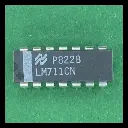 LM711CN National Semiconductor Dual Voltage Comparator NOS IC LM711 711 DIP-14.webp