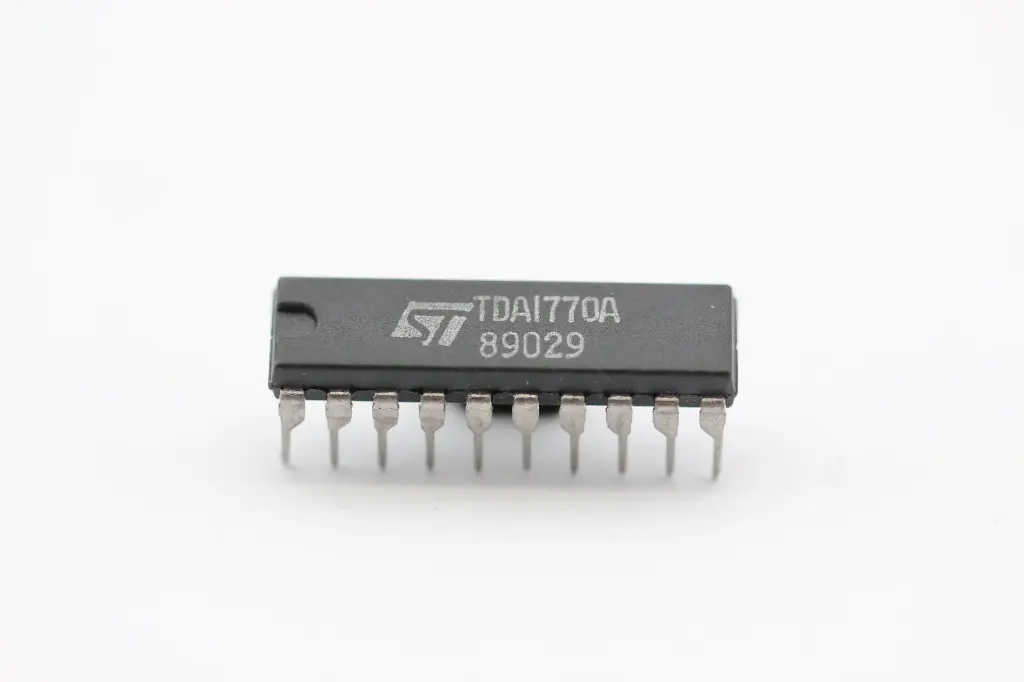 TDA1770A ST INTEGRATED CIRCUIT DIP20 IC