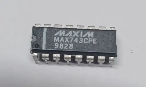 Maxim MAX743CPE Voltage/Switching Regulator PDIP16 x 1pc